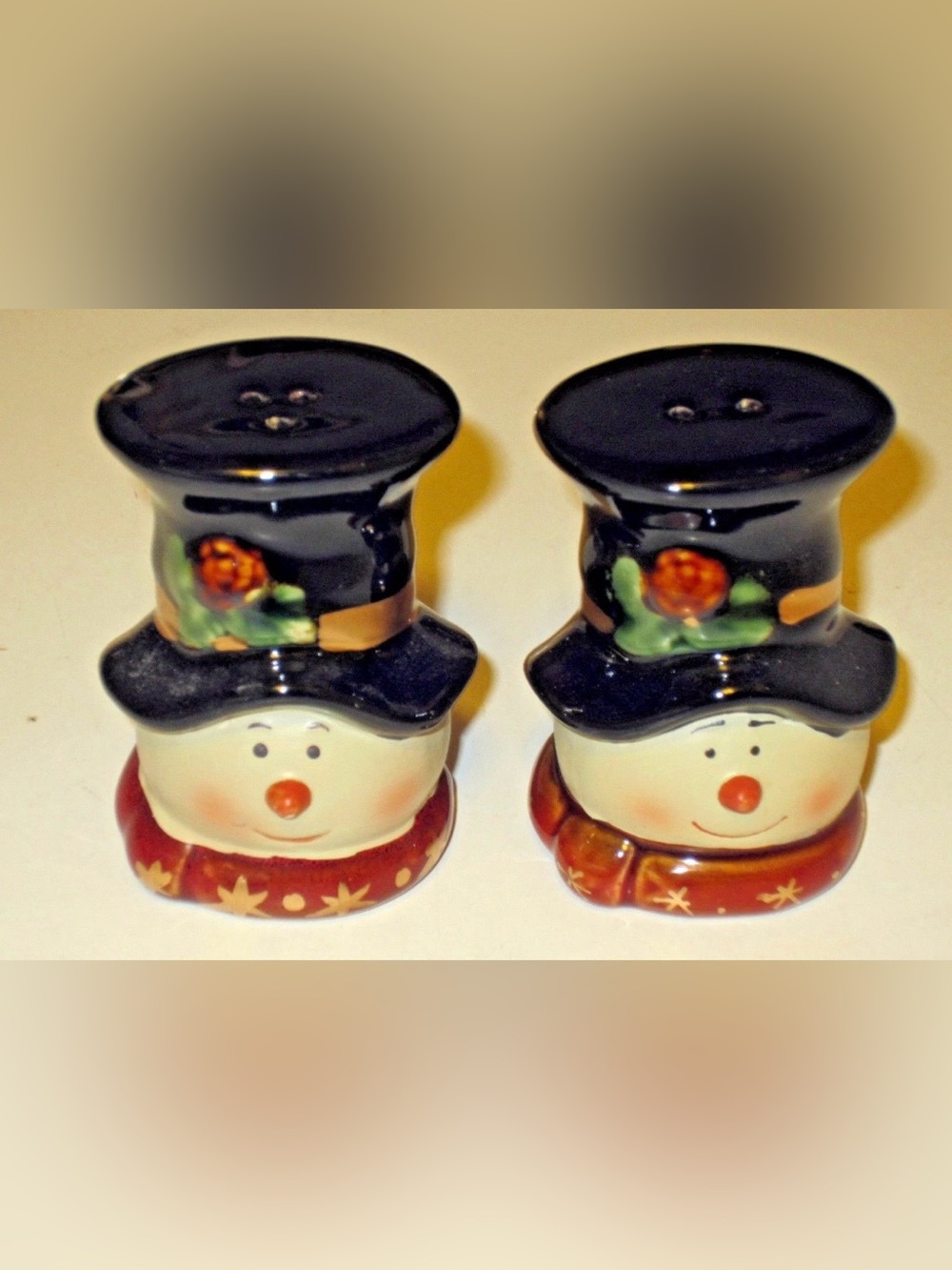 Salt & Pepper Shakers Christmas Snowmen in Top Hats Porcelain